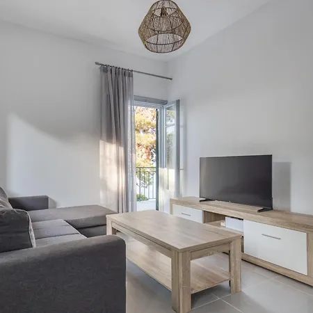 Hidden * Πέραμα