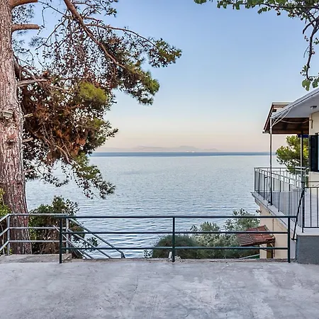 Hidden Διαμέρισμα Πέραμα