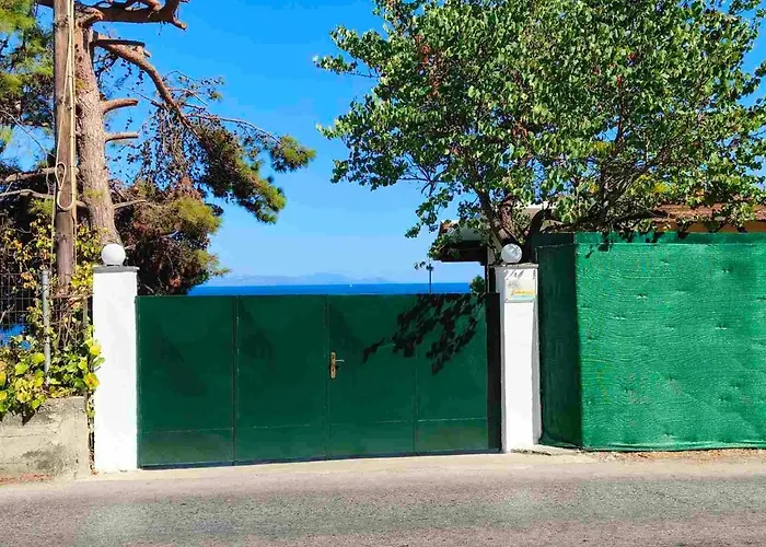 Hidden * Πέραμα